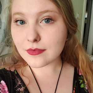 Meet your Posher, Alissa